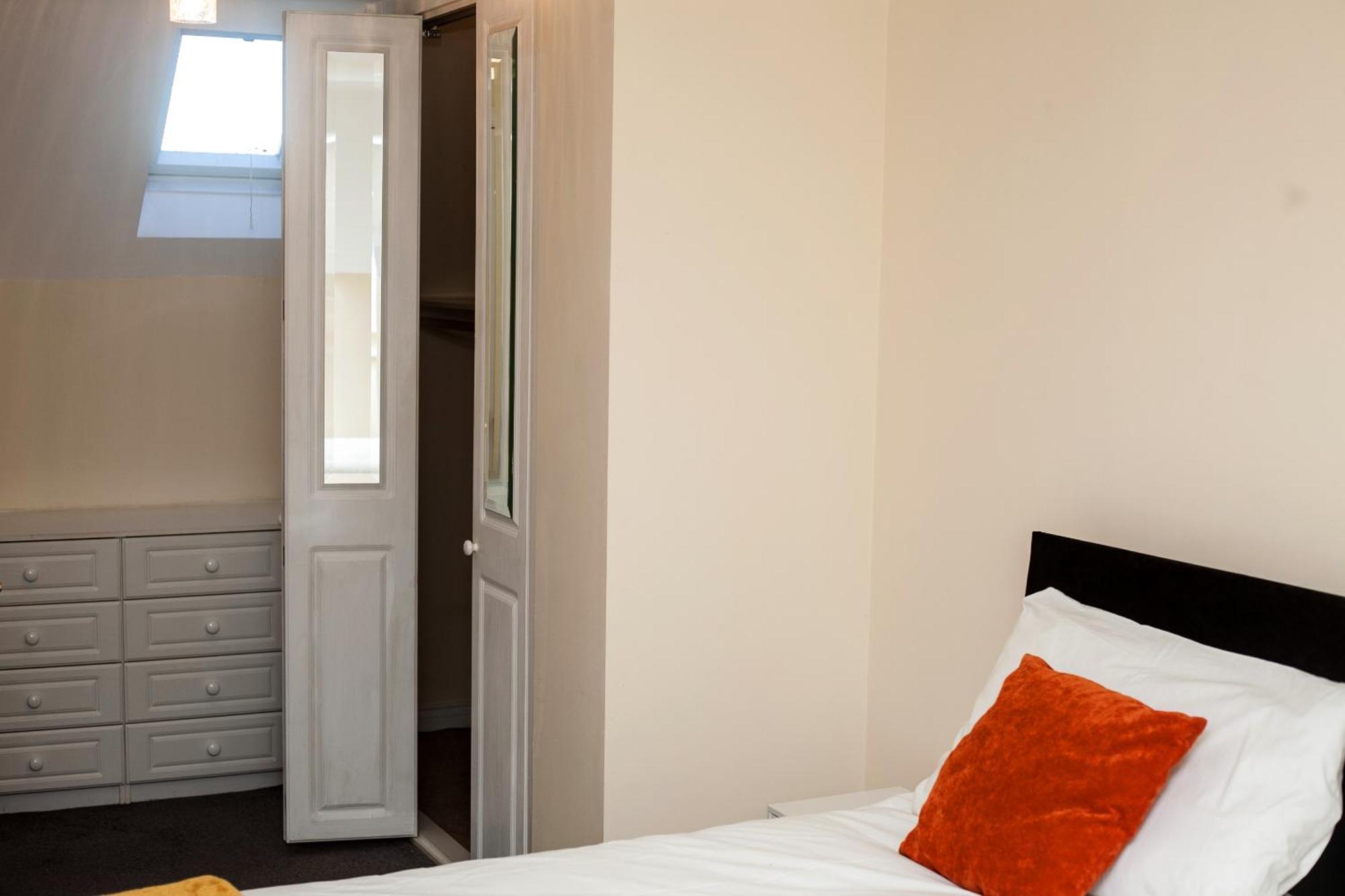 Avril Warwickshire Home Stay Nuneaton Luaran gambar