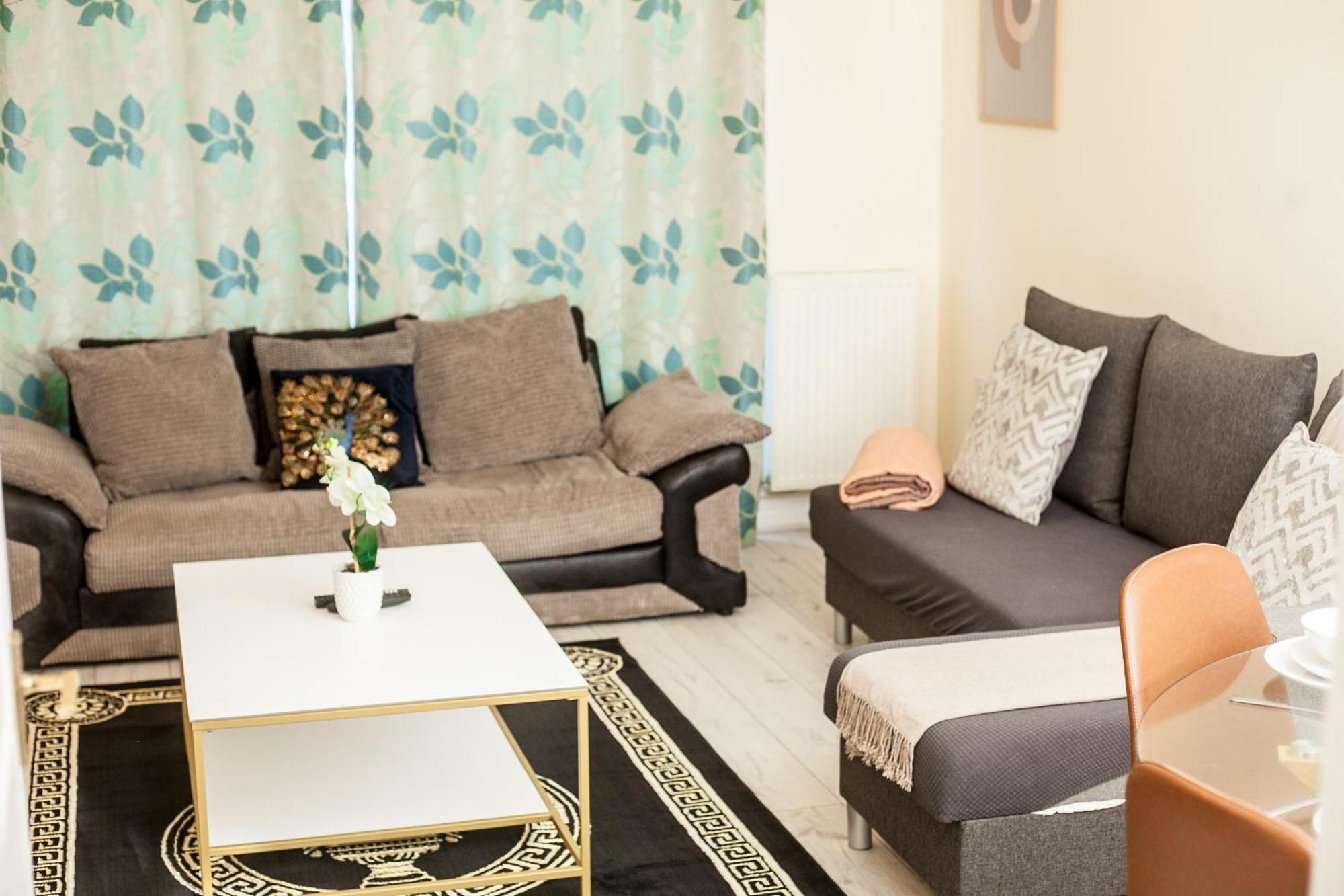 Avril Warwickshire Home Stay Nuneaton Luaran gambar