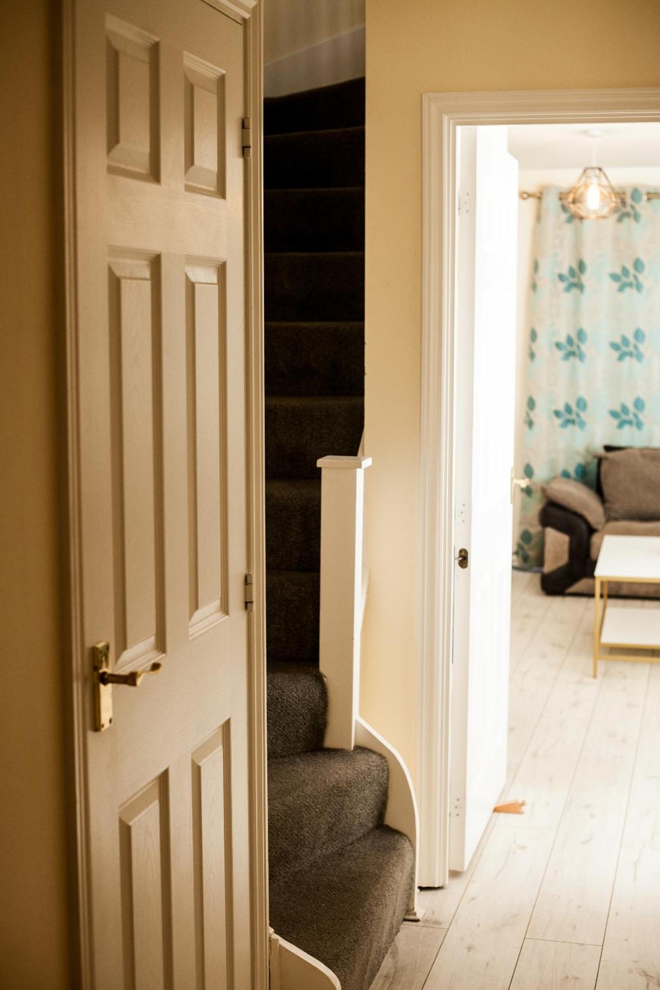 Avril Warwickshire Home Stay Nuneaton Luaran gambar